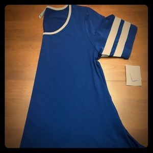 XL Lularoe Perfect T Shirt